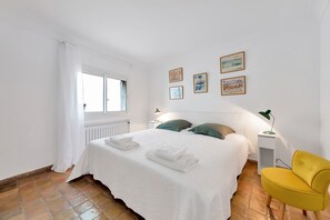3 bedrooms, iron/ironing board, free WiFi, bed sheets - Lou Amourié - Charmante maison avec terrasse (Mougins)