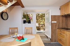 Unclassified image, 2 of 37, button