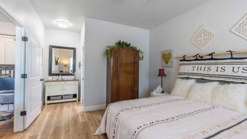 2 bedrooms, individually decorated, individually furnished, bed sheets