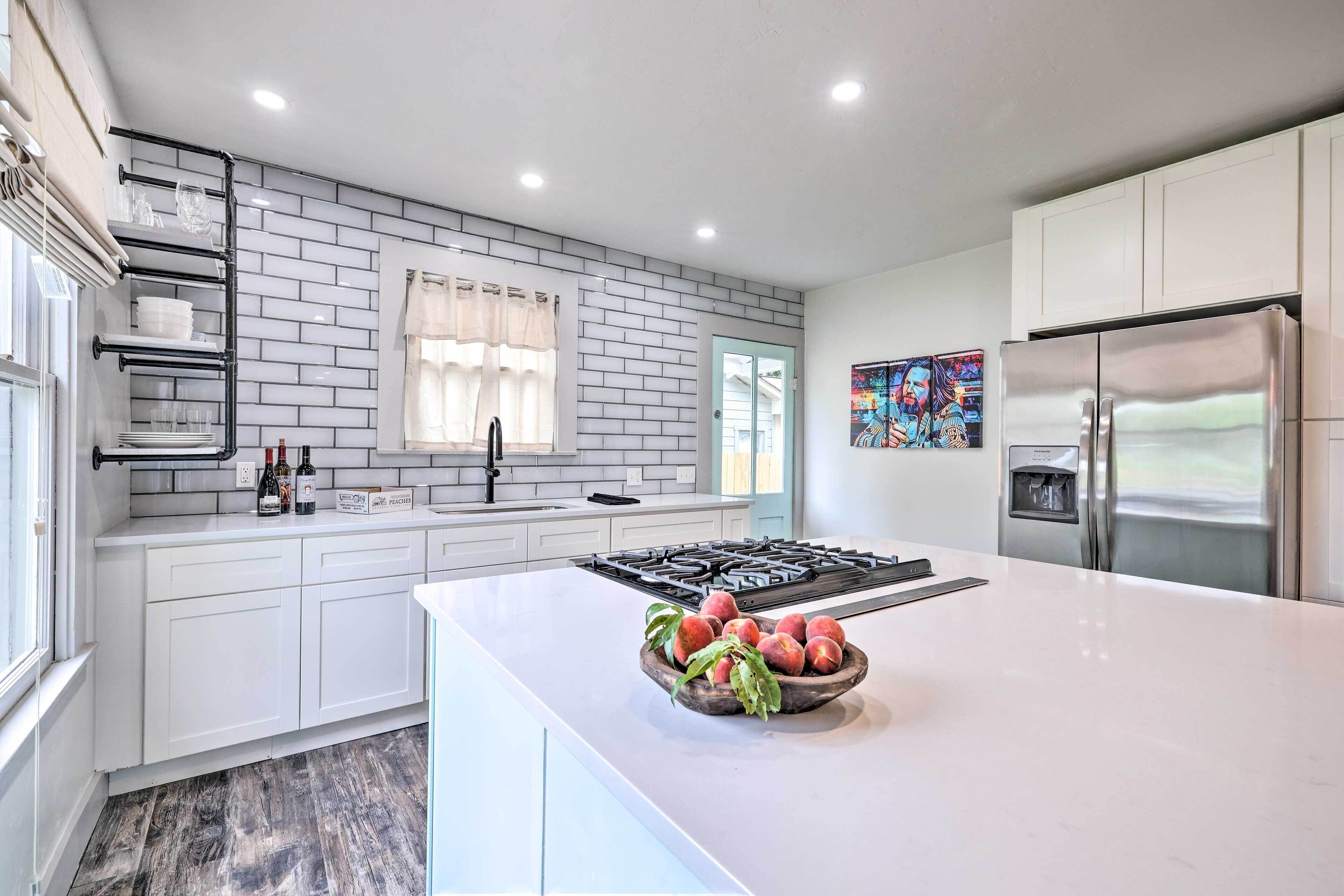 Casa, 2 camas Queen, cozinha | Cozinha privada | Geladeira, micro-ondas, fogão, cooktop