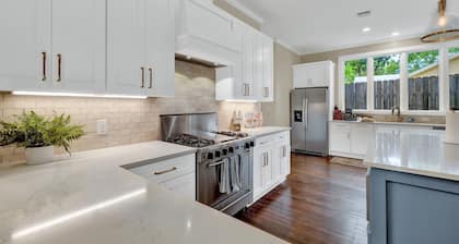 Heart of Fredericksburg With Pool Hot-tub&grill