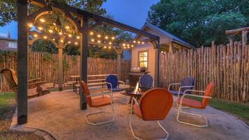 獨棟房屋, 多張床, 熱水浴缸 | 露台/庭院