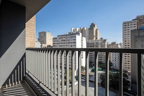 Estudio económico (418387) | Balcón