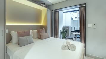 Exclusive Studio | Free WiFi