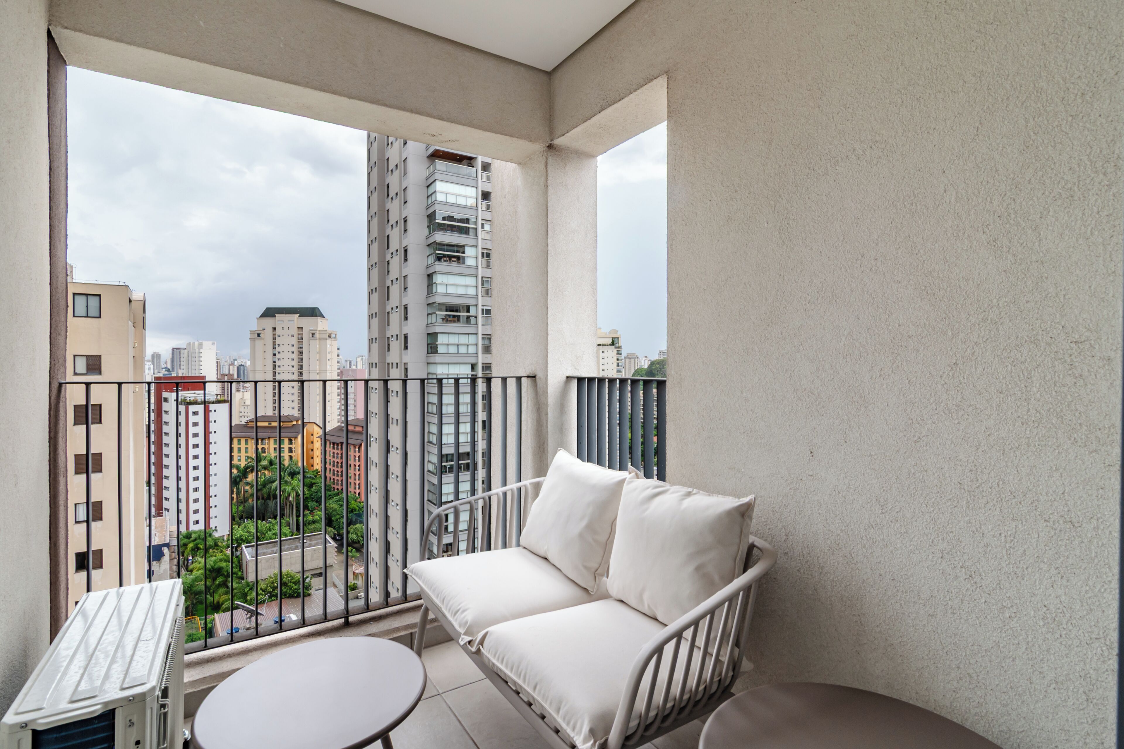 Traditional-Studio (648310) | Balkon