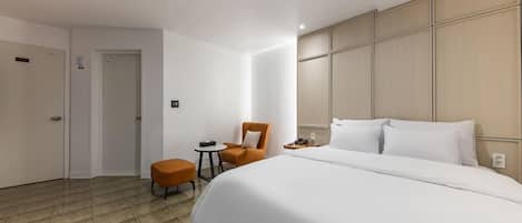 Habitación Deluxe (A) | Decoración personalizada, muebles diferentes y wifi gratis