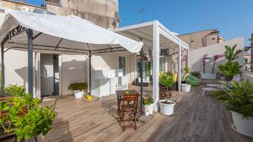 Basic Room | Terrace/patio