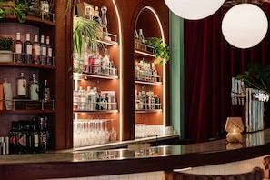 Bar (en la propiedad)
