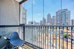 Studio Standard (622377) | Lanai
