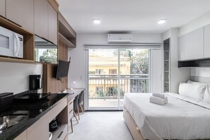 Standard Studio, 1 Bedroom (AS 407 Studio 18VCG.2C - 492885) | Individually furnished, desk, laptop workspace, free WiFi - 360 Ascent Paulista (São Paulo)