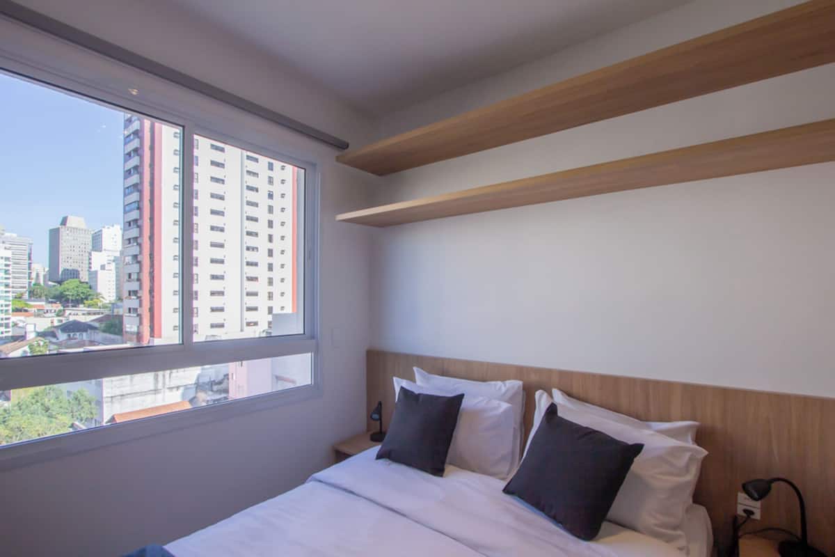 Design Studio (440960) | Desk, free WiFi, bed sheets