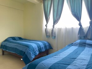 2 bedrooms, WiFi, bed sheets - Casa Kusama (Zacatecas)