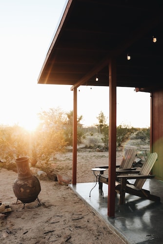 Desert Serenity on Private 5 Acres • Close to JTNP & Downtown