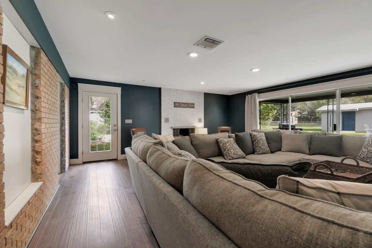 Ferienhaus, Mehrere Betten, Terrasse, Stadtblick (326 W Burbank St) | Wohnbereich