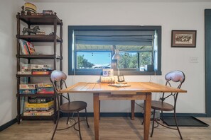 Dining - Faulkner Ranch Bunkhouse (Llano)