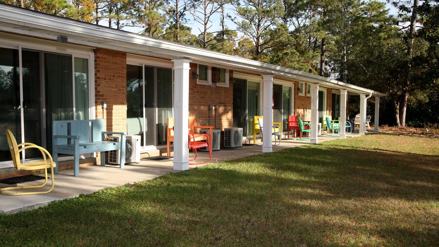Boiling Spring Lakes Motel