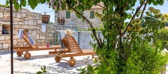 Hacienda Dora with assembled pool