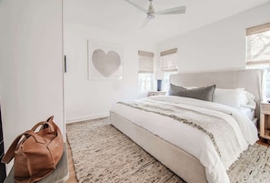 Ferienhaus, Mehrere Betten, Poolzugang, Stadtblick (116 W Burbank) | 3 Schlafzimmer, individuell dekoriert, individuell eingerichtet