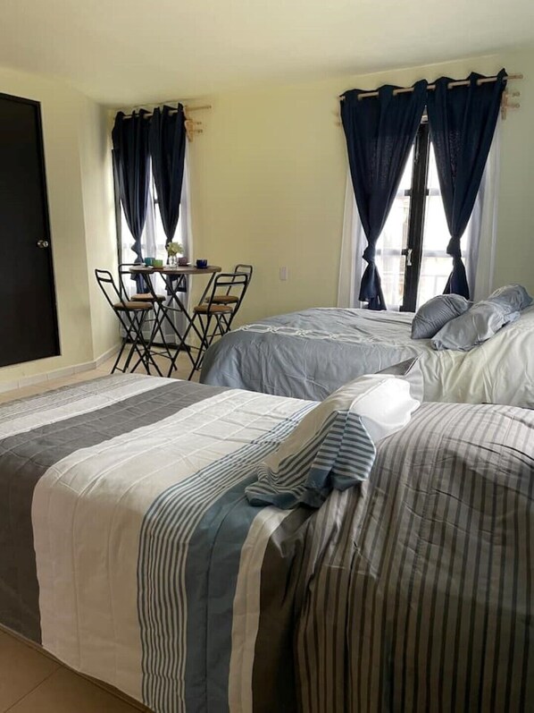 1 室のベッドルーム、WiFi、ベッドシーツ