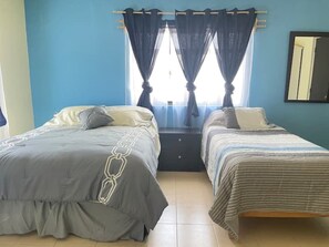 1 室のベッドルーム、WiFi、ベッドシーツ