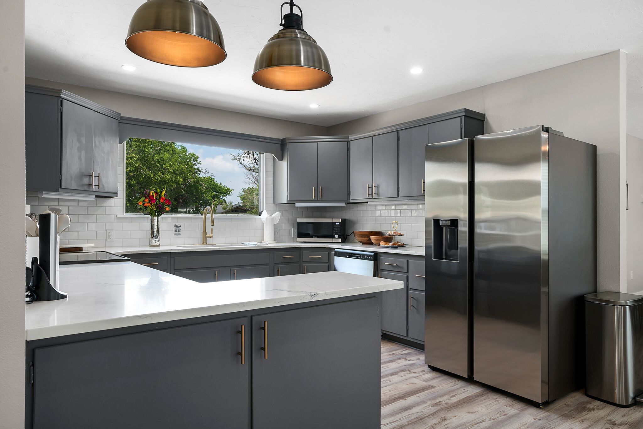 House, Multiple Beds, Patio | Private kitchen | Fridge, microwave, oven, stovetop