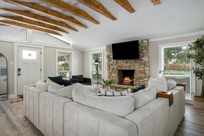 House, Multiple Beds, Patio | Living area | TV - Luxurious Haus With Firepit & Cowboypool - 6 Mins to Fred (Fredericksburg)