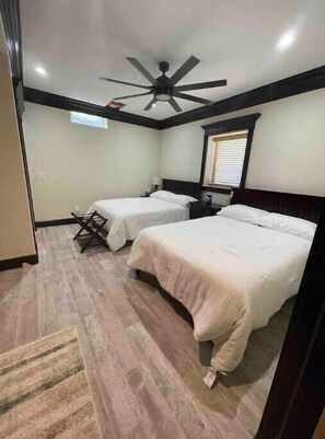 3 habitaciones, tabla de planchar con plancha y wifi gratis 