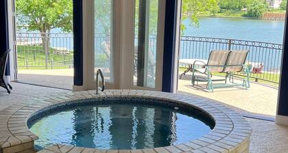 Luxurious Lakehouse With Indoor Pool-hot Tub-fire Pit