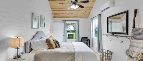 2 habitaciones, decoración personalizada y muebles diferentes