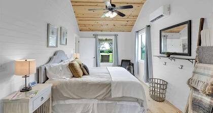 Luxurious Cottage on 3-acre's in Fred Wine Country