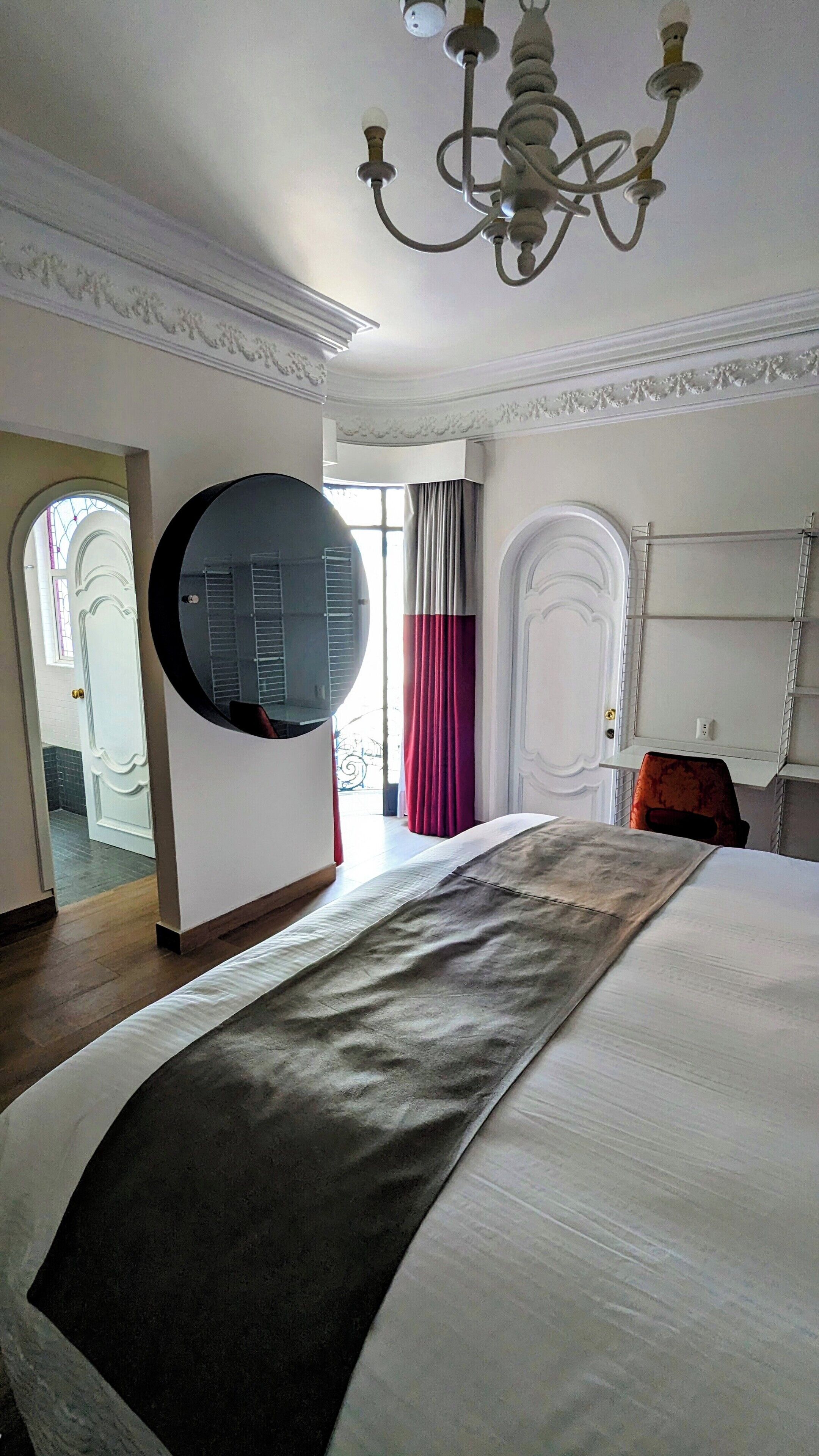 Deluxe Room | Desk, laptop workspace, iron/ironing board, free WiFi