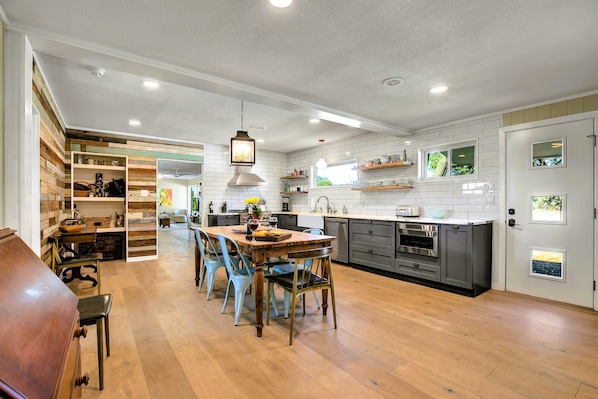 Ferienhaus, Mehrere Betten, Küche | Eigene Küche | Kühlschrank, Mikrowelle, Ofen, Herdplatte