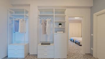 2 Schlafzimmer, BĂŒgeleisen/BĂŒgelbrett, kostenloses WLAN, BettwĂ€sche