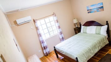 1 quarto, ferros/tábuas de passar roupa, Wi-Fi de cortesia