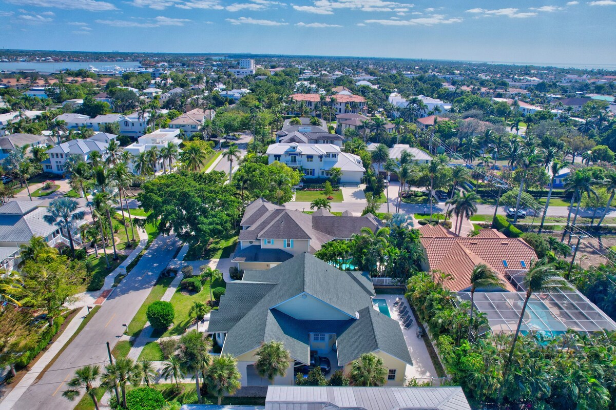 Photo 46 of Entertainer's Dream - Naples, FL