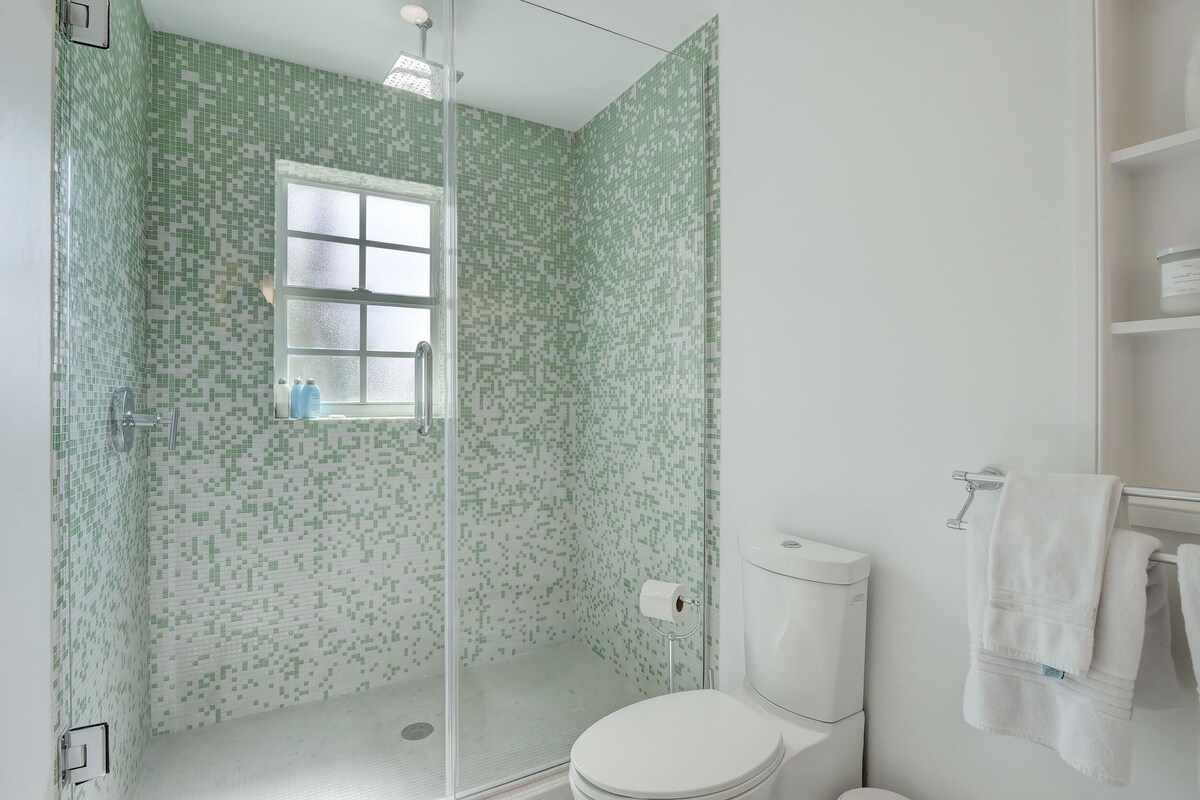 Photo 35 of Entertainer's Dream - Naples, FL
