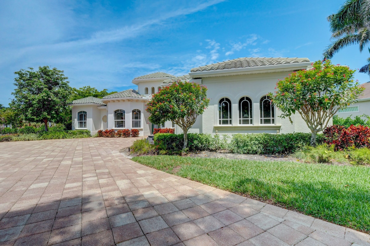 Photo 3 of Palm Paradise - Naples, FL
