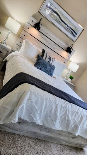 2 bedrooms, iron/ironing board, free WiFi, bed sheets