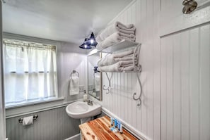 House, 1 King Bed with Sofa bed, Patio, City View (505 N Milam St) | Bathroom | Towels - Charming Cottage Near Main With Patio&firepit!! (Fredericksburg)