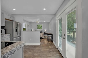 House, 1 Queen Bed, Patio (682 Old Comfort Gst) | Private kitchen | Coffee/tea maker
