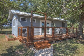 Exterior - Grey Haus Casita-peaceful Hill Country Views! (Fredericksburg)