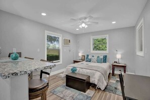 House, 1 Queen Bed, Patio (682 Old Comfort Gst) | 1 bedroom, individually decorated, individually furnished, bed sheets
