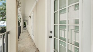 Unclassified image, 2 of 26, button - Dreamy Downtown Condo, Near Meeting St & Broad St (Charleston)