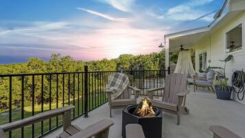 Rumah, Beberapa Tempat Tidur, hot tub | Halaman properti