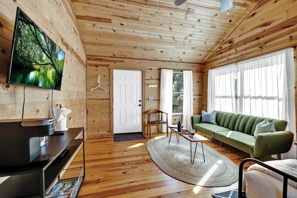 Cabin, 1 King Bed, Hot Tub (3107 Keese Rd #2) | Living area