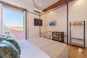 Exklusiv lägenhet | 3 sovrum, strykjärn/strykbräda, gratis wi-fi och sängkläder