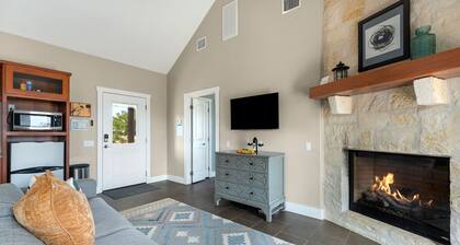 Luxury Cottage With Stunning Views-spa Bath-patio