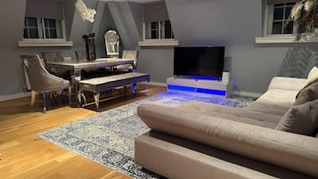 Apartment | Living area