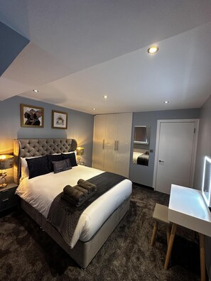 Departamento | 1 habitación, tabla de planchar con plancha, wifi gratis y ropa de cama 