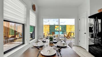 4 habitaciones, decoración personalizada y muebles diferentes